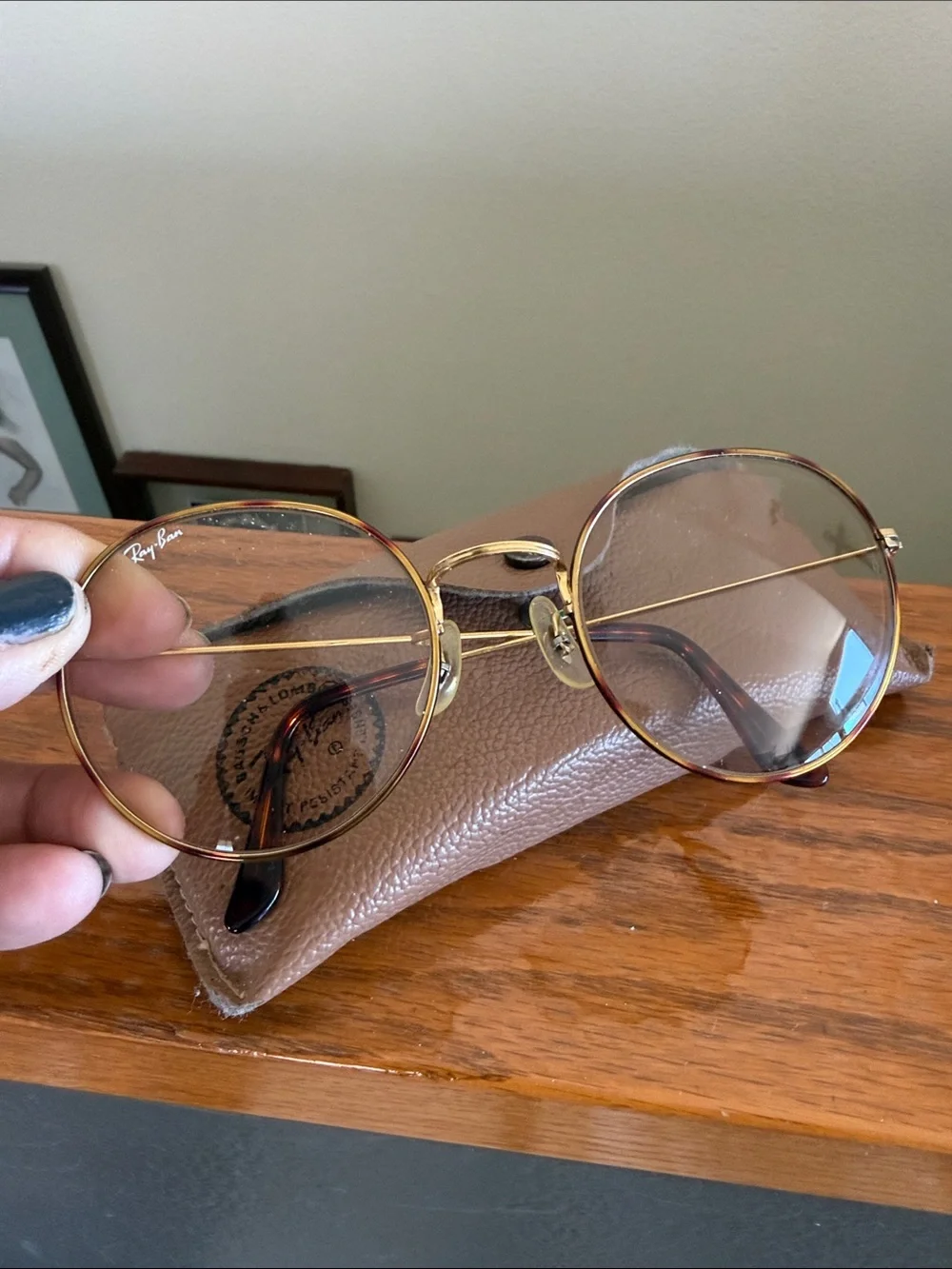 Vintage 80s B&L Ray-Ban Round Tortuga Gold Sunglasses 52-21 USA w/ Case